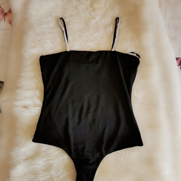 Forever New Diamond-studded camisole - Picture 3 of 8